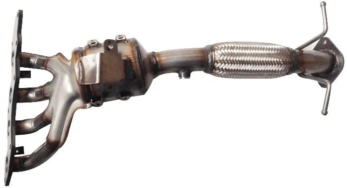 CleanCore Manifold Cat Ford Focus LV 09 - 11, Mazda3 BL 09 - 14 2.0L (Sensor On RHS) Manifold Cat with Fitting Kit
