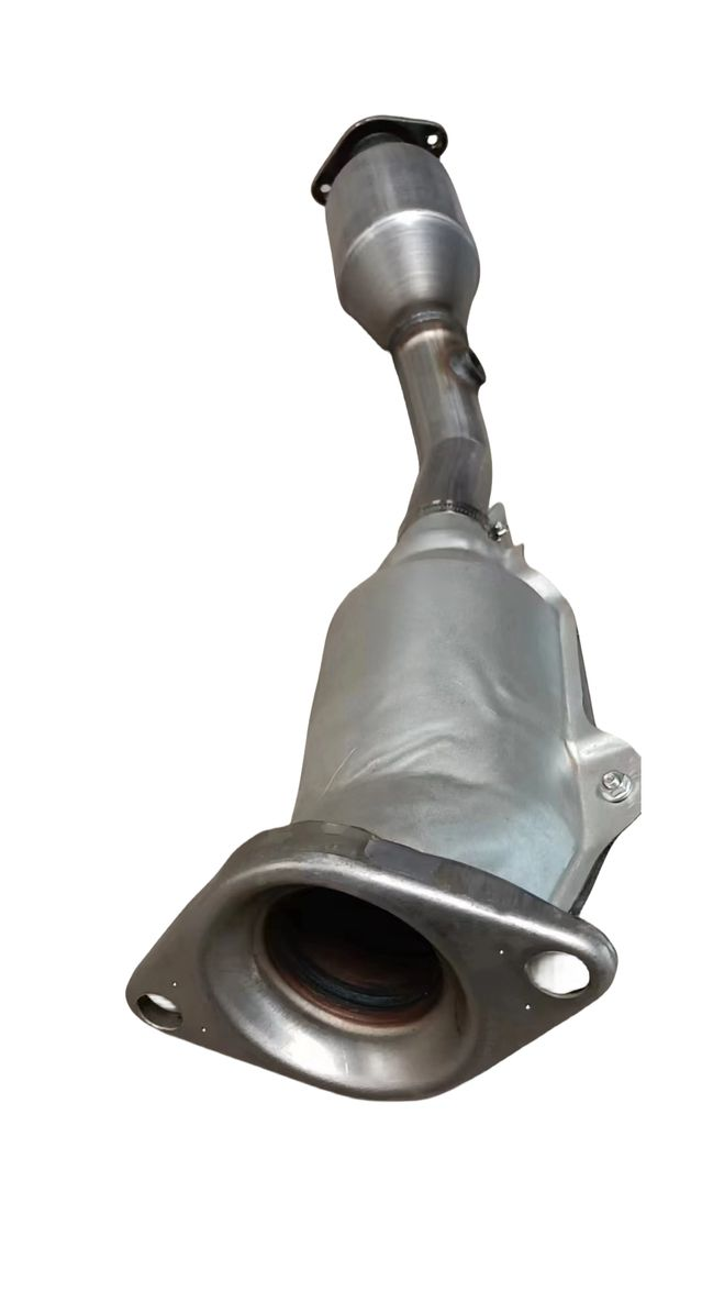 Clean Core MCV718-CC Underbody Catalytic Converter Assembly | Nissan Pulsar B17 Sedan & C12 Hatch 1.8L MRA8DE Euro 4